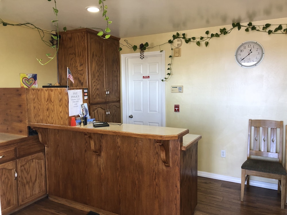 Holland Inn & Suites - photo 4