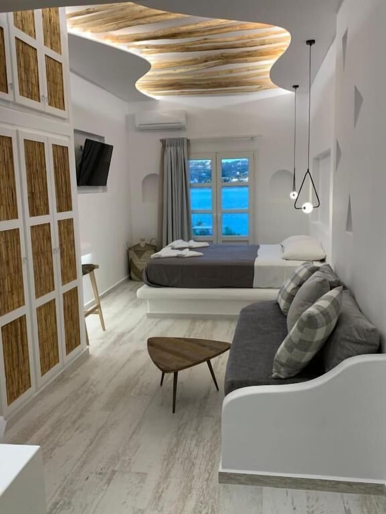 Alidian bay Suites Leros — 4-Star Luxury Hotel in Agia Marina, Greece