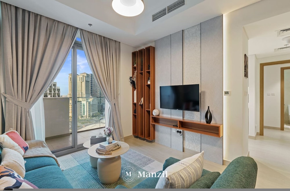 Cozy 1BR with Balcony & Views in Azizi Fawad — 4-Star Luxury Hotel in Dubai, United Arab Emirates
