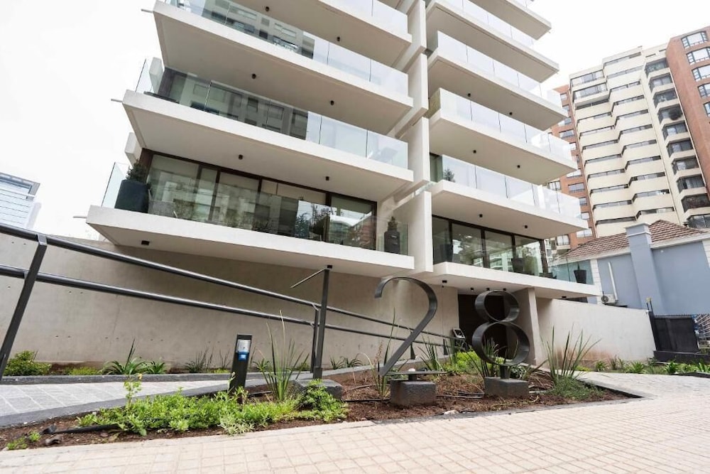 At Home El Golf — 4-Star Luxury Hotel in Santiago, Chile