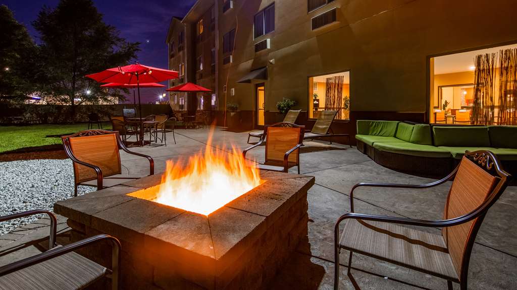 Best Western Plus Whitewater Inn - photo 3