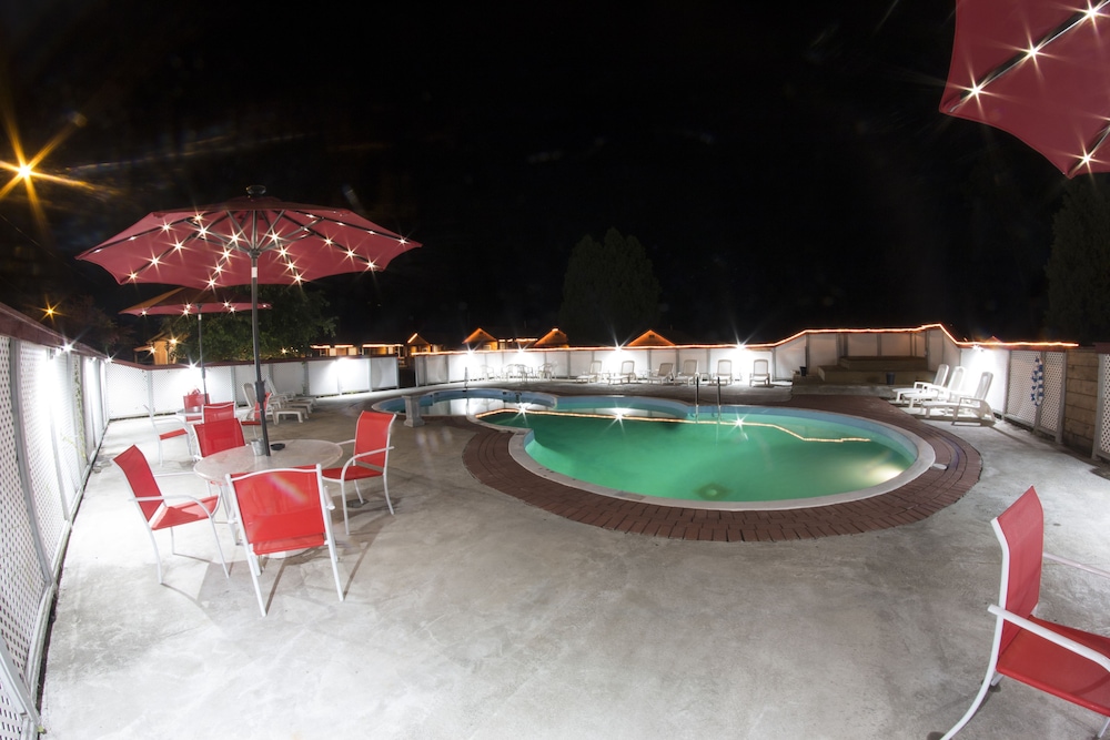 King Hendrick Motel - photo 10