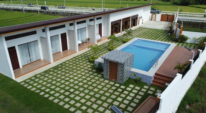 Villa Mercedes Private Resort — Candon — photo 2