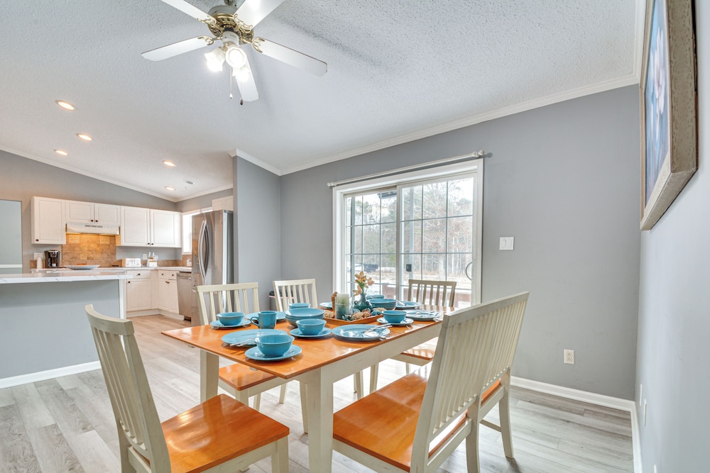 8 Mi To Jordan Lake Spacious New Hill Home 21419898 — Apex