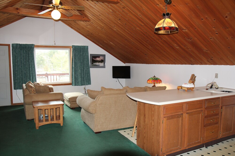 Sara Placid Inn & Suites - photo 47