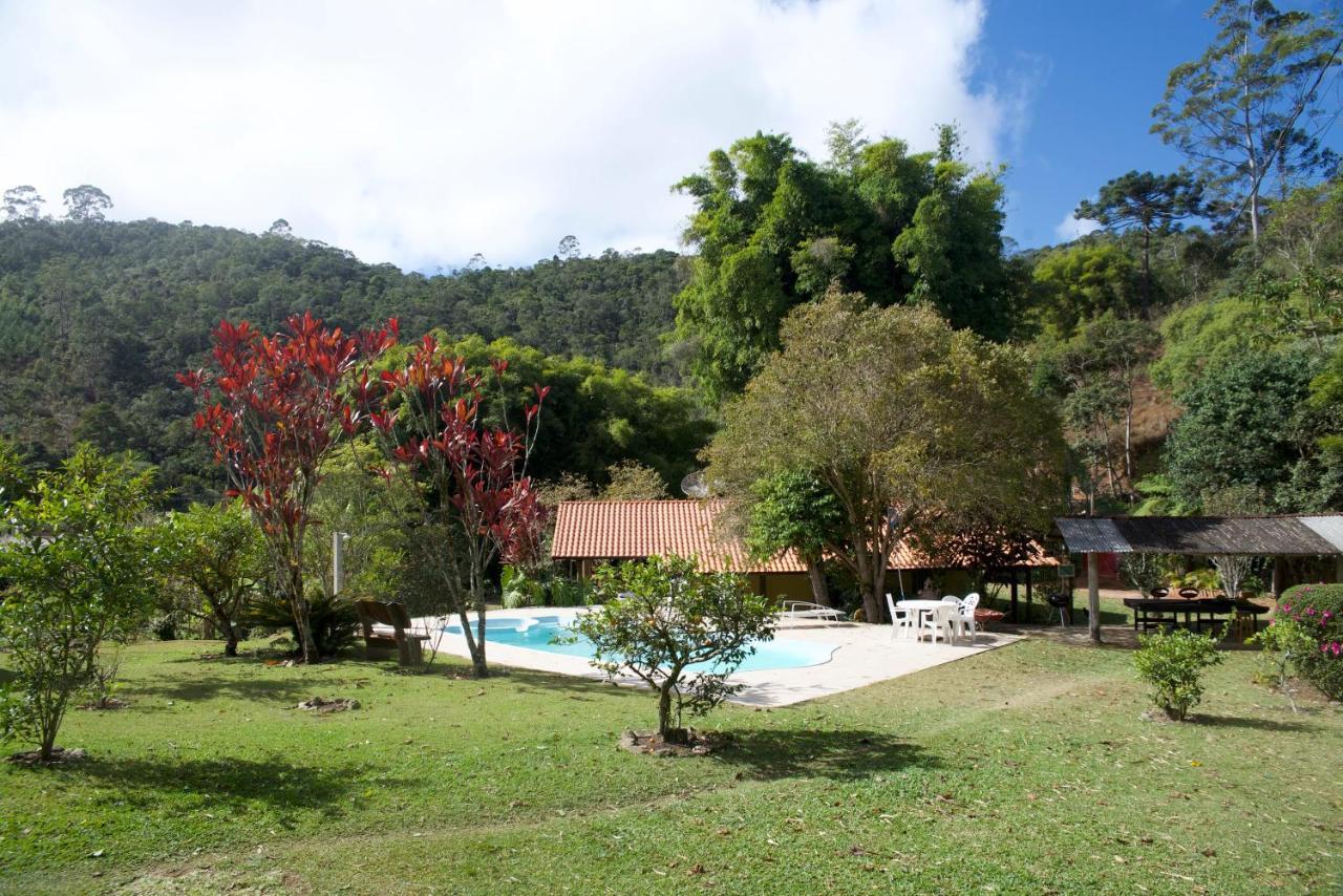Casa Em Friburgo Com Lareira Suite & Quarto — 4-Star Luxury Hotel in Nova Friburgo, Brasil