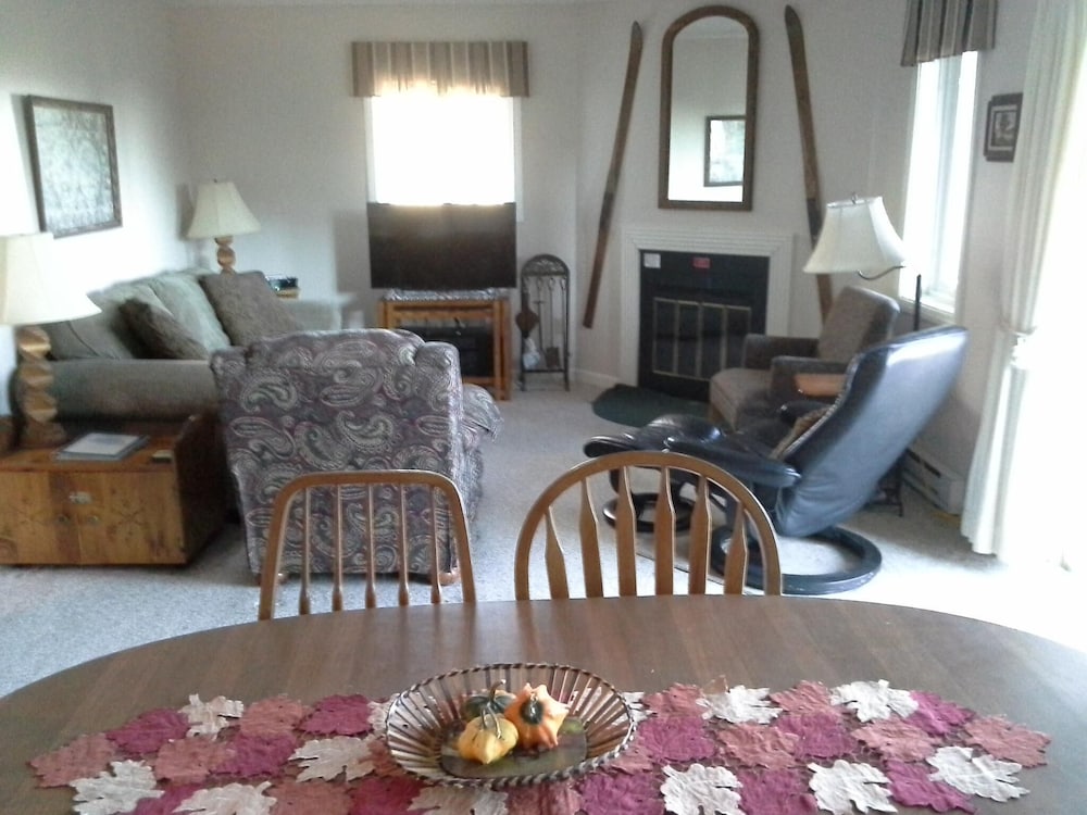 Sugar Ski & Country Club Unit 211 Bronze in Banner Elk, United States