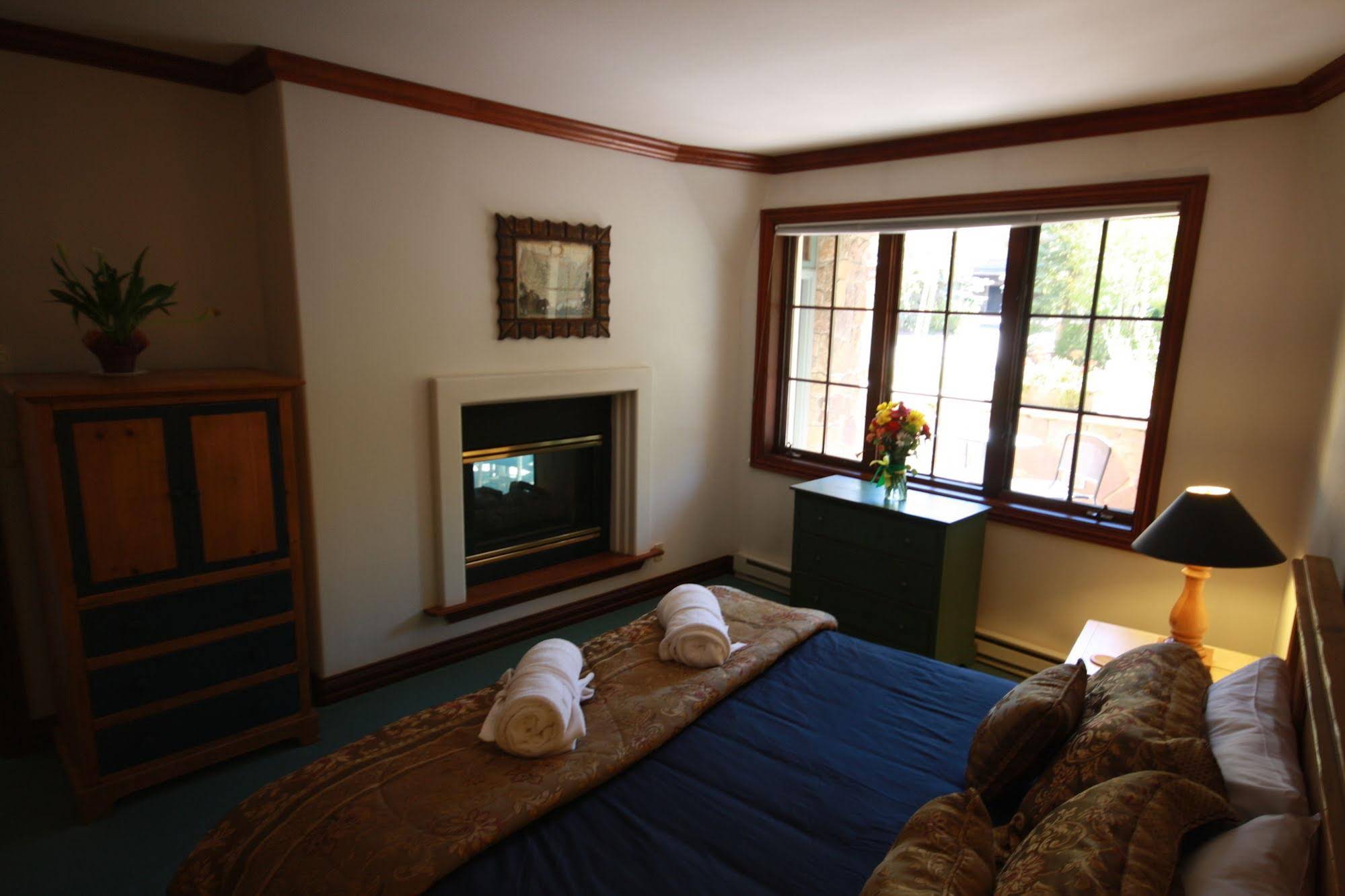 Snowberry by Elevation Accommodations - photo 21
