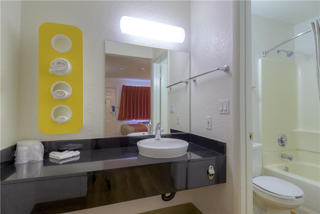 Motel 6 Las Vegas I 15 Stadium - photo 3