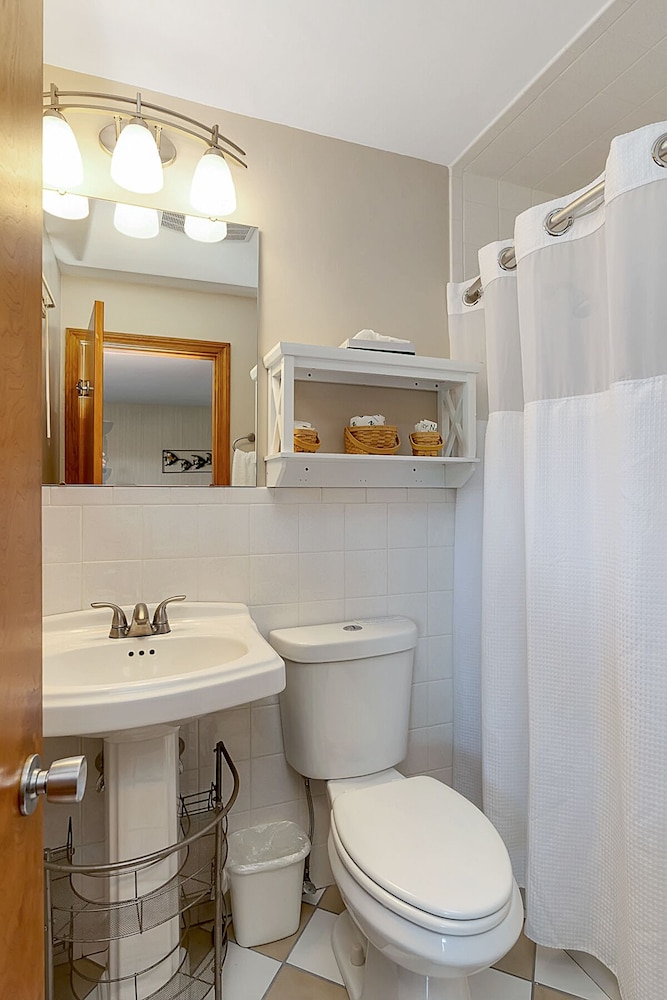 Towne Lyne Motel - photo 134