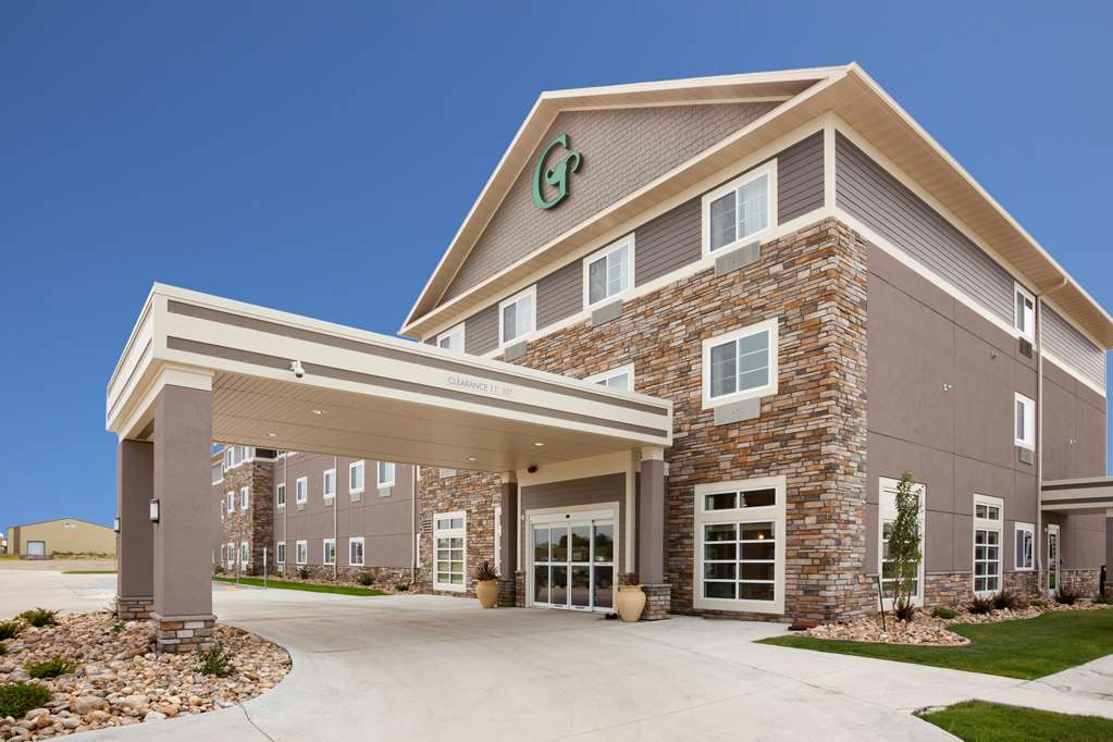 GrandStay Hotel and Suites - carbon neutral hotel in Valley