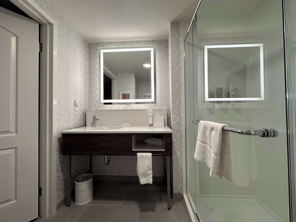 Hampton Inn Milpitas - photo 36