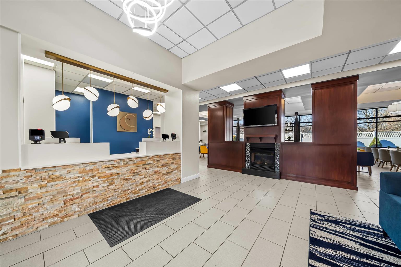 Comfort Inn & Suites Plainville Foxboro - photo 10