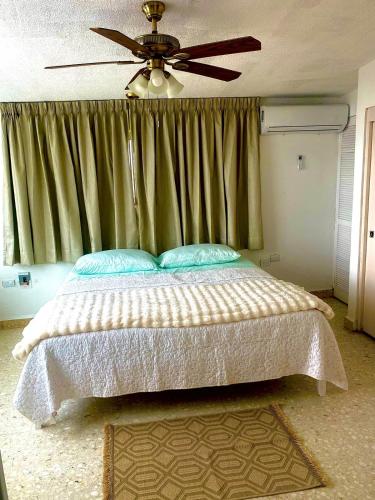 Luna Creciente in Monterrey, Mexico