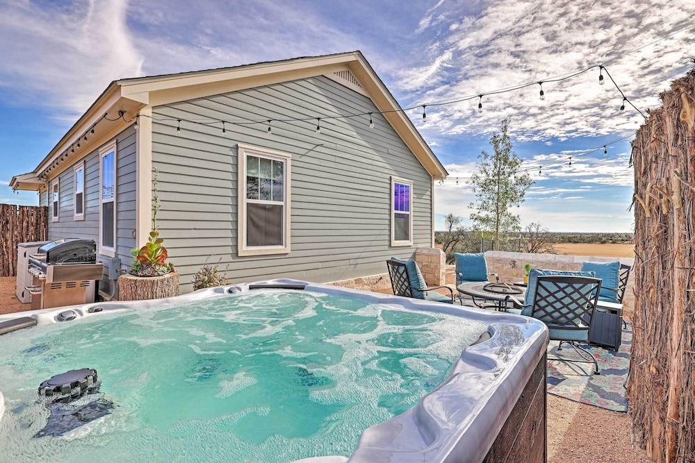 Comfy Hill Country Haven with Private Hot Tub in Fredericksburg, United States