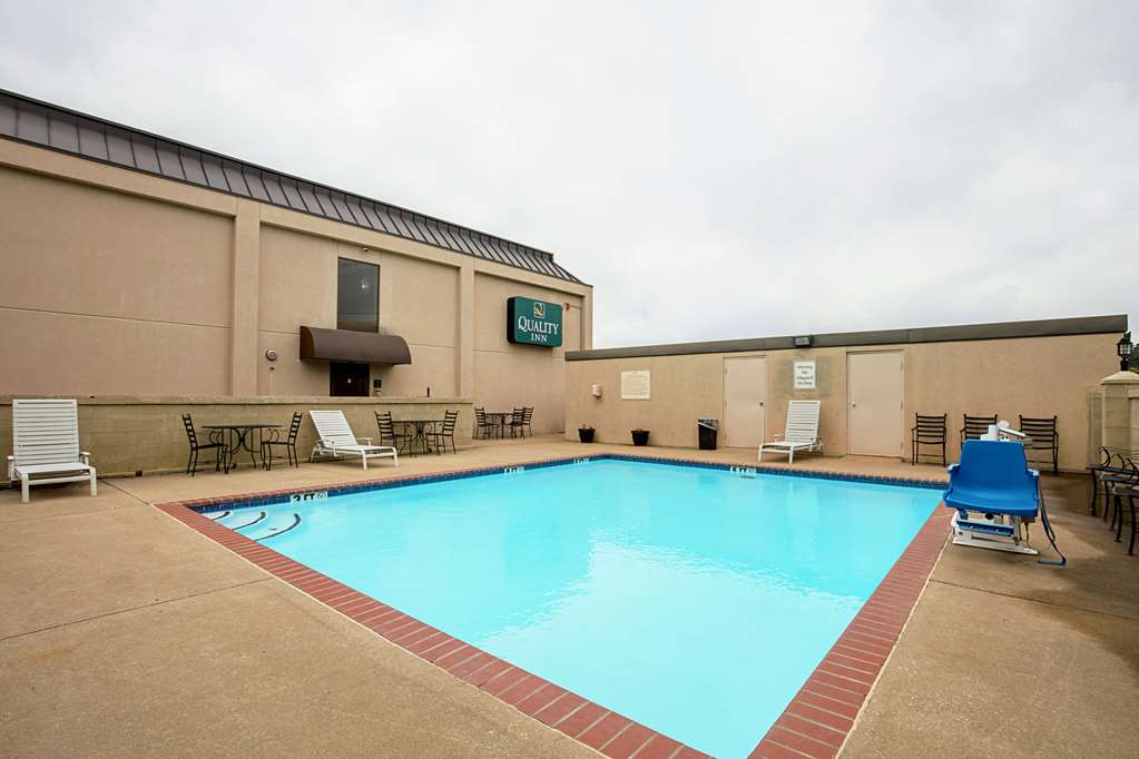 Quality Inn Holly Springs South - photo 23