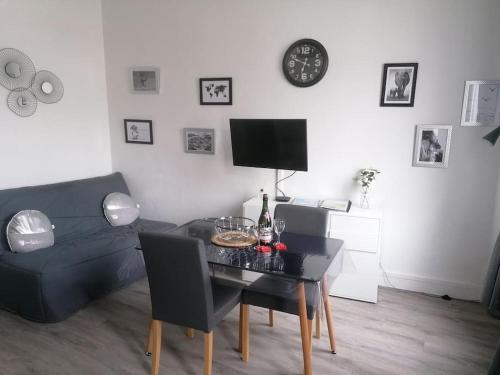 Comme Une Evidence in Fecamp, France