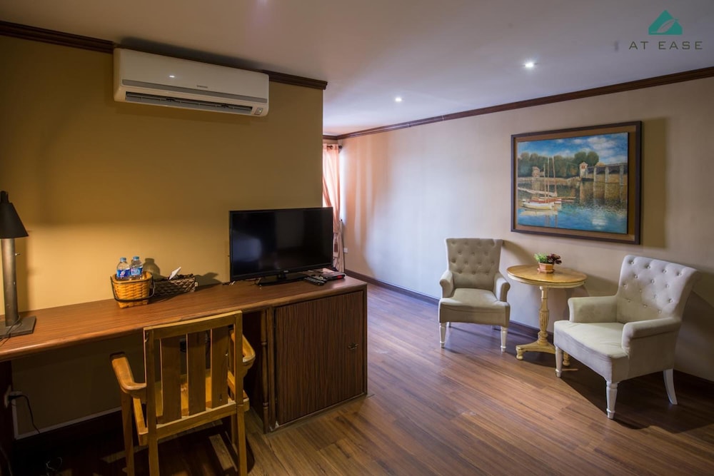 At Ease Bijou Place pet-friendly hotel Chiang Mai