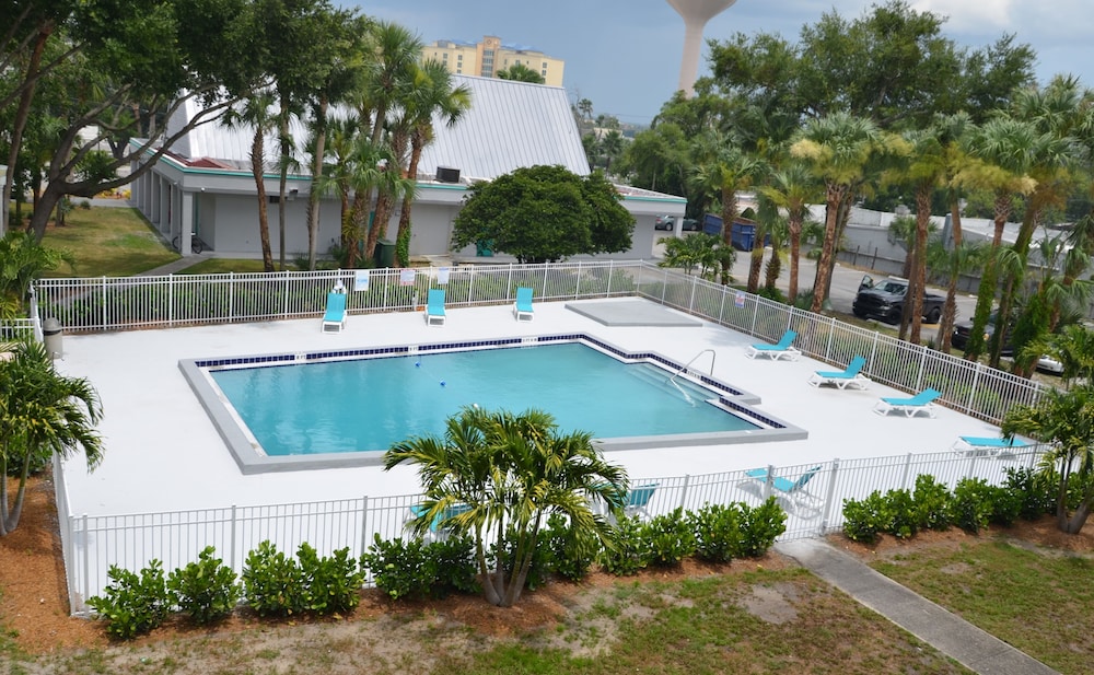 Altamonte Springs Hotel and Suites - photo 23
