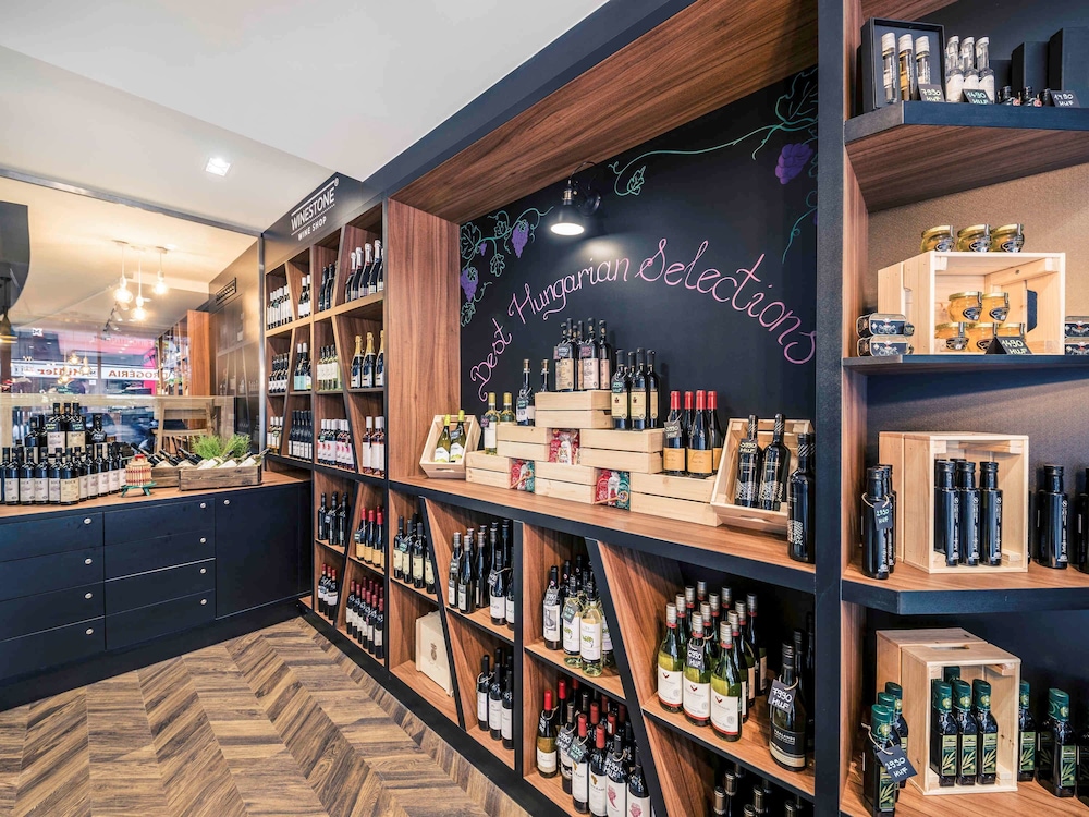 מזון ומשקאות