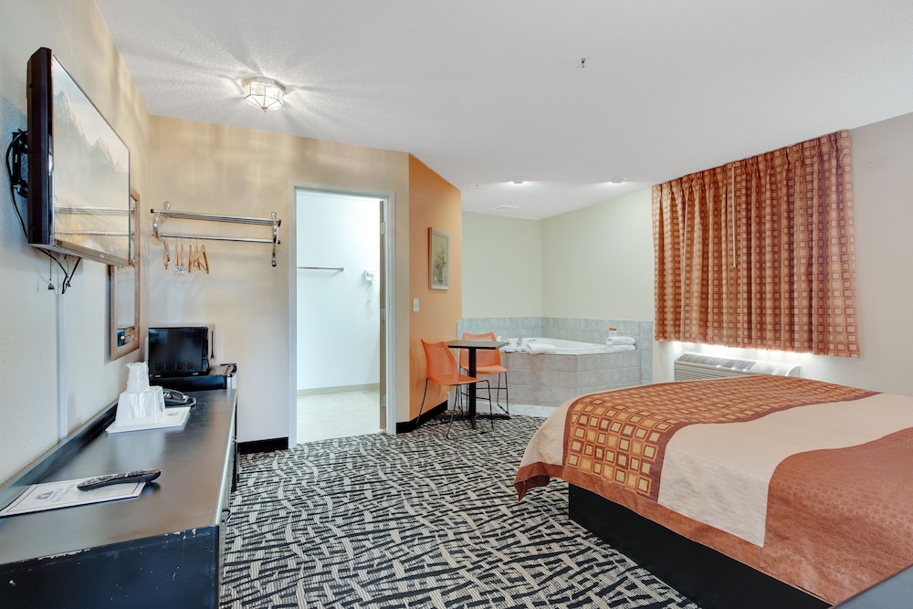 Americas Best Value Inn Finlayson - photo 6