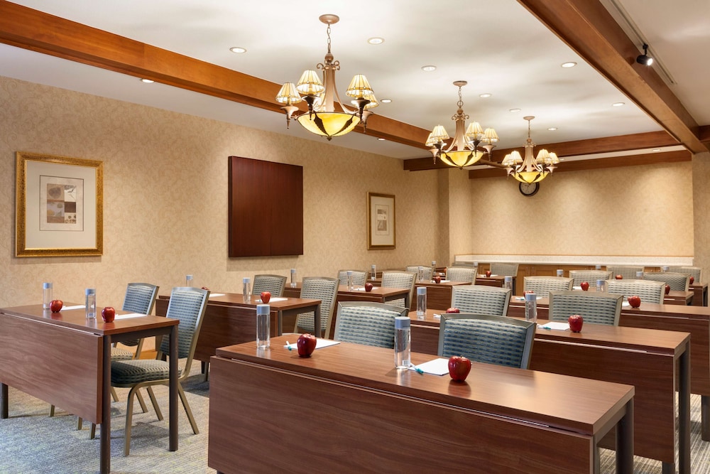 Homewood Suites by Hilton San Francisco Airport North - photo 46