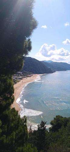 Innjoy.Space - carbon neutral hotel in Corfu