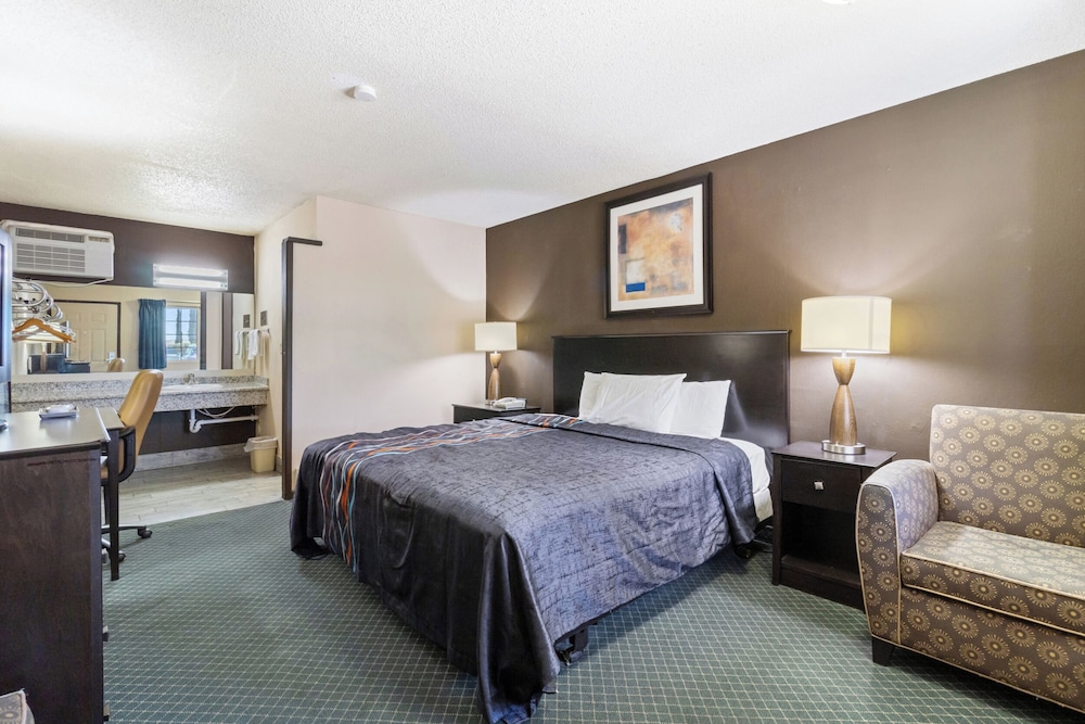 Economy Inn Barstow - photo 9