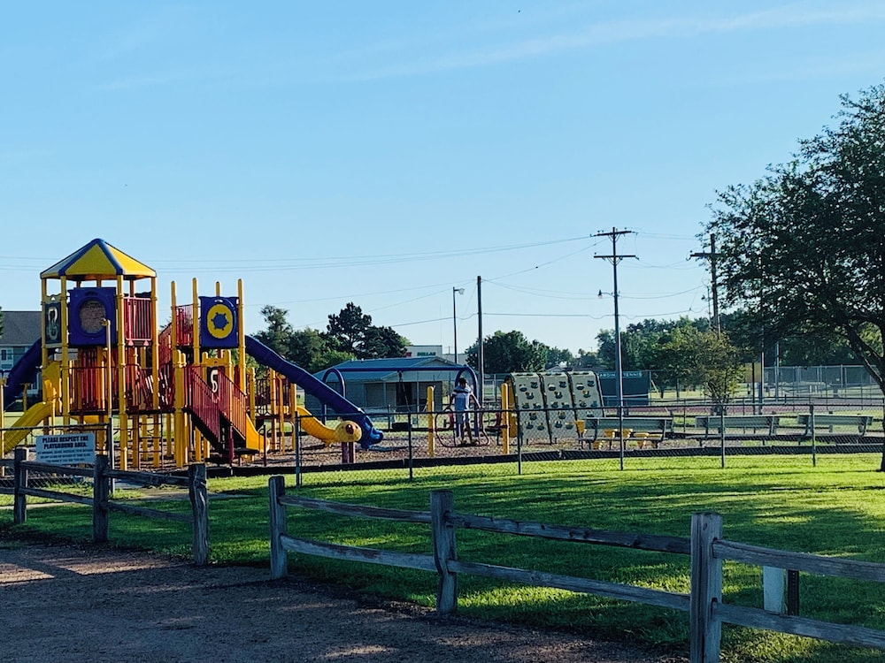 Park View Inn & Suites Hoisington - photo 49