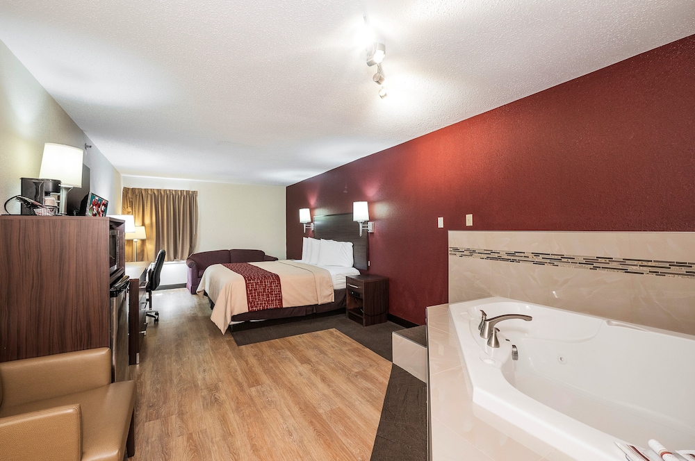 Red Roof Inn Lancaster - photo 10