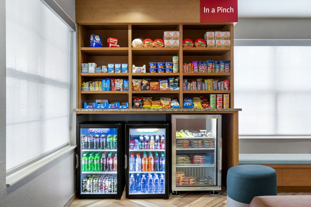 TownePlace Suites by Marriott Fort Meade National Business Park - photo 4