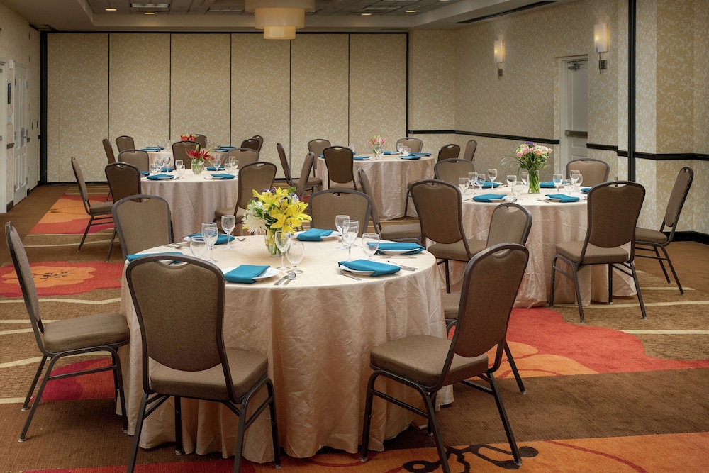 Hilton Garden Inn Frederick - photo 25