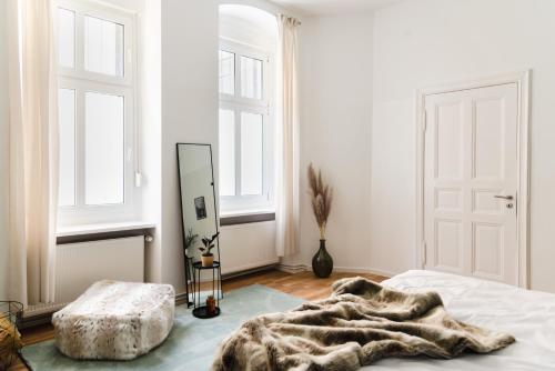 165m2 Downtown Family Suite 5BR 3Bath kids room 11min Alexanderplatz — 4-Star Luxury Hotel in Berlin, Germany