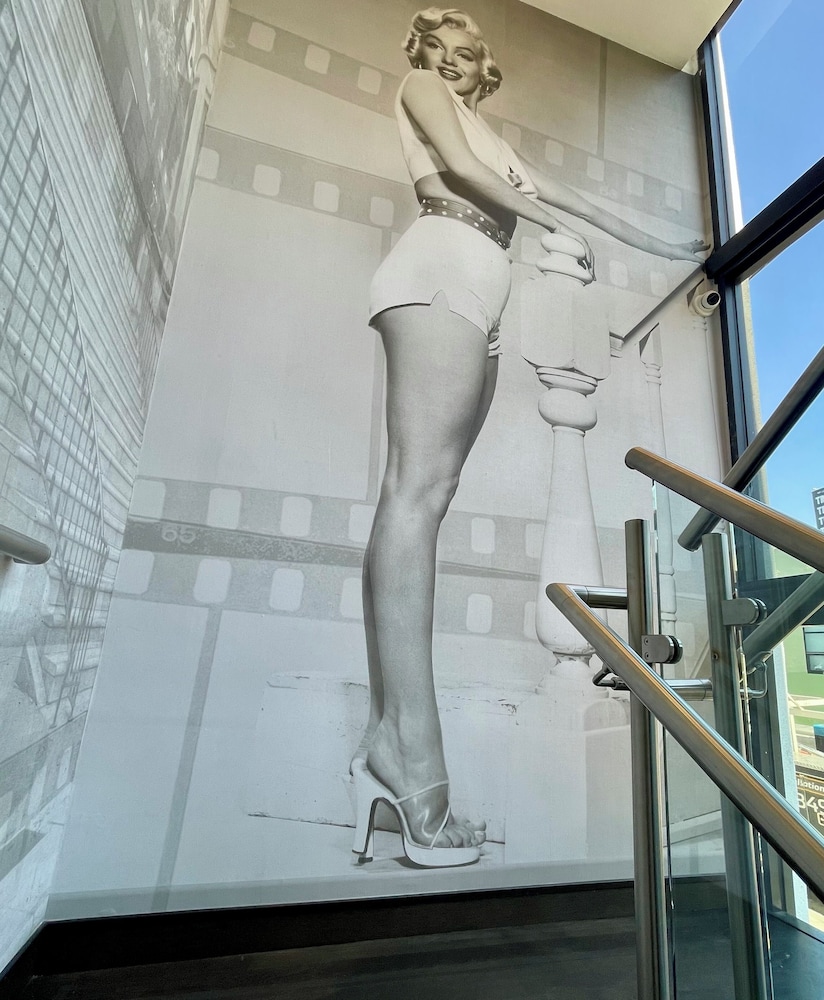 Hotel Rudra Hollywood - photo 19