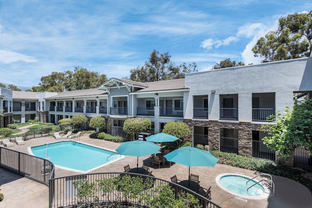 Holiday Inn Express Hotel & Suites San Dimas by IHG - photo 64