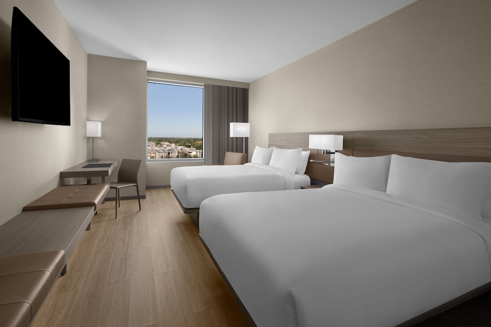 AC Hotel by Marriott Miami Dadeland - photo 11