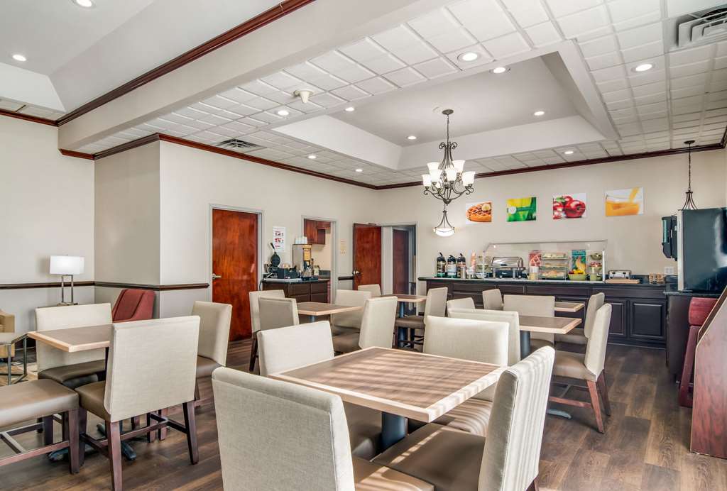 Quality Inn Suwanee I 85 - photo 30