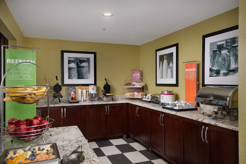 Hampton Inn Phoenix Anthem - photo 24