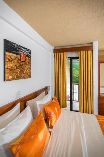 Cordillera Hotel — Trujillo — photo 2