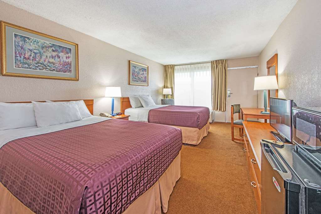 Days Inn by Wyndham Elizabethtown - photo 9