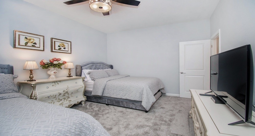 2BR Condo Champion'sgate w Resort Access Disney - photo 5