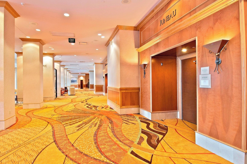 Marriott Anchorage Downtown - photo 34