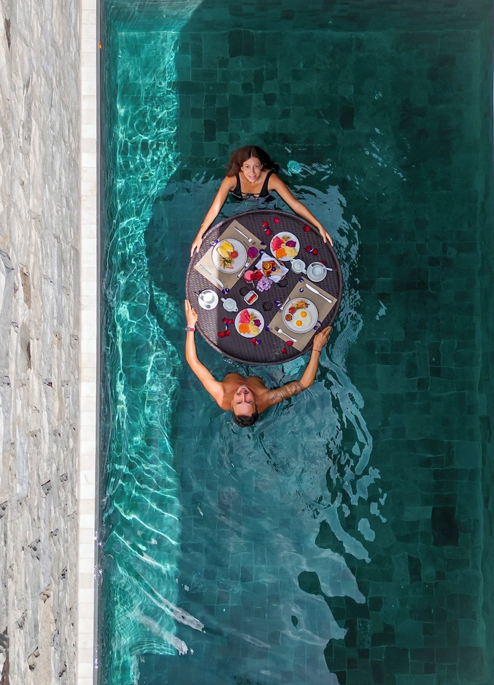 Alindra Villas & Spa — 4-Star Luxury Hotel in Jimbaran, Indonesia