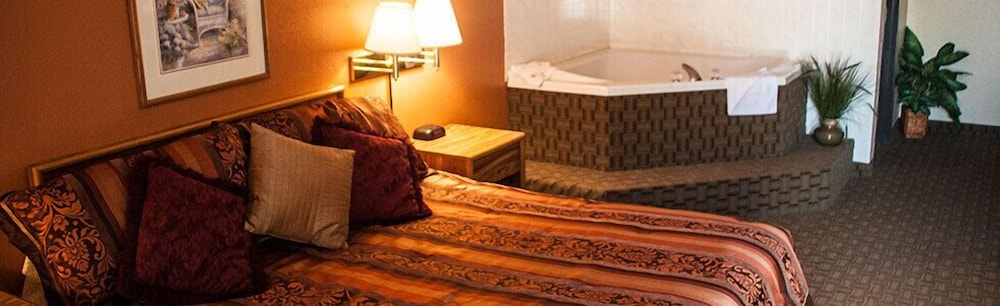 Cottonwood Inn - photo 9