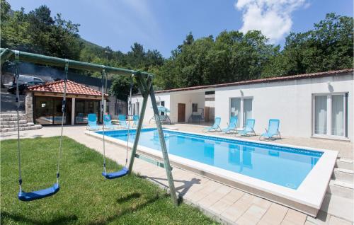 Lovely Home In Kucice — 4-Star Luxury Hotel in Omis, Croatia