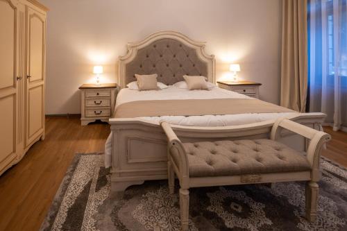 Kinsley Apartment 1 — 4-Star Luxury Hotel in Timisoara, Romania