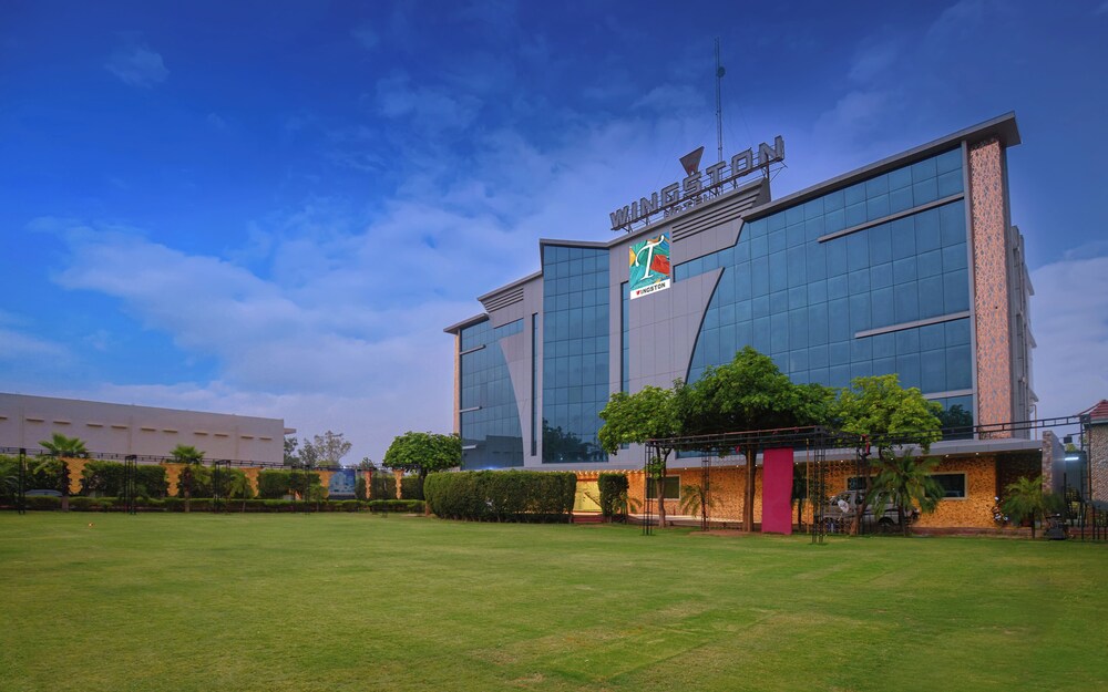 Wingston A TreeHouse Hotel Mathura — hotel in Mathura