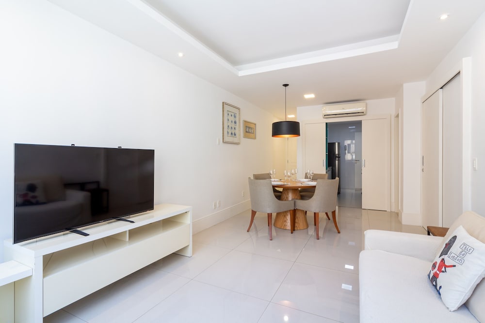 Apartamento em Copacabana a 3 minutos da Praia NSC602 — 4-Star Luxury Hotel in Rio De Janeiro, Brasil