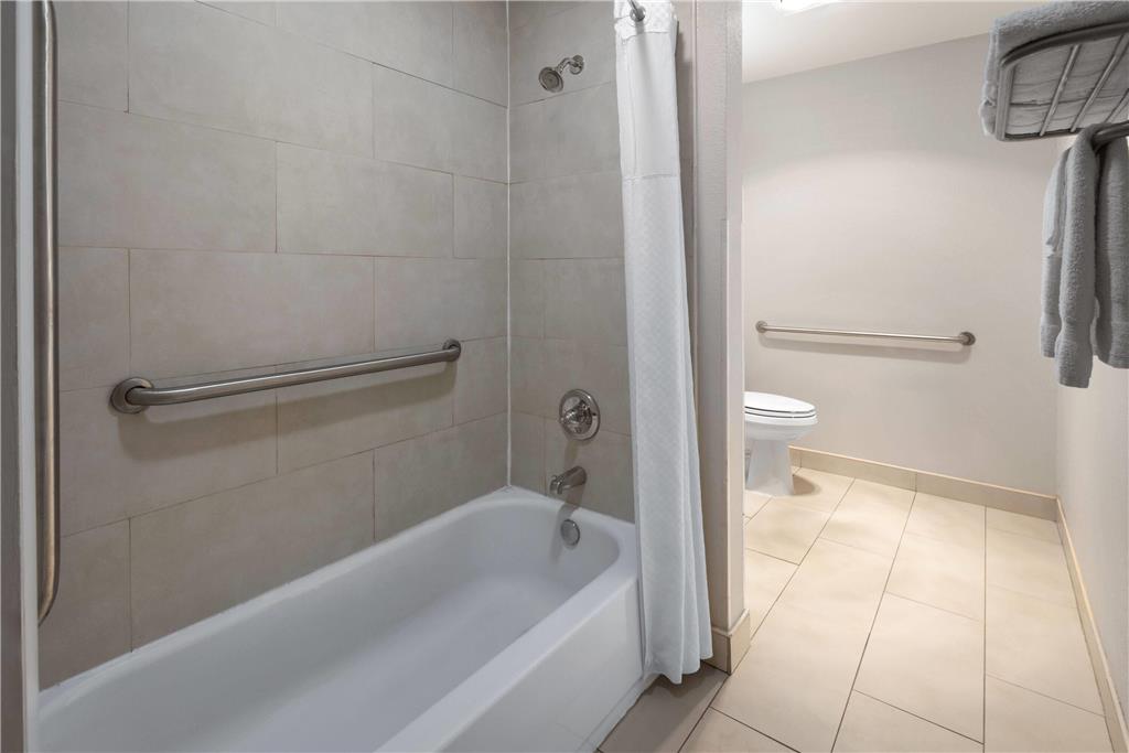 Microtel Inn by Wyndham Albany Airport - photo 19