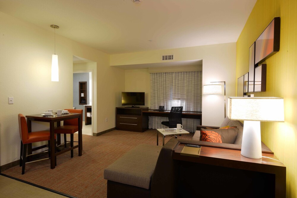 Residence Inn by Marriott Omaha Aksarben Village - photo 4